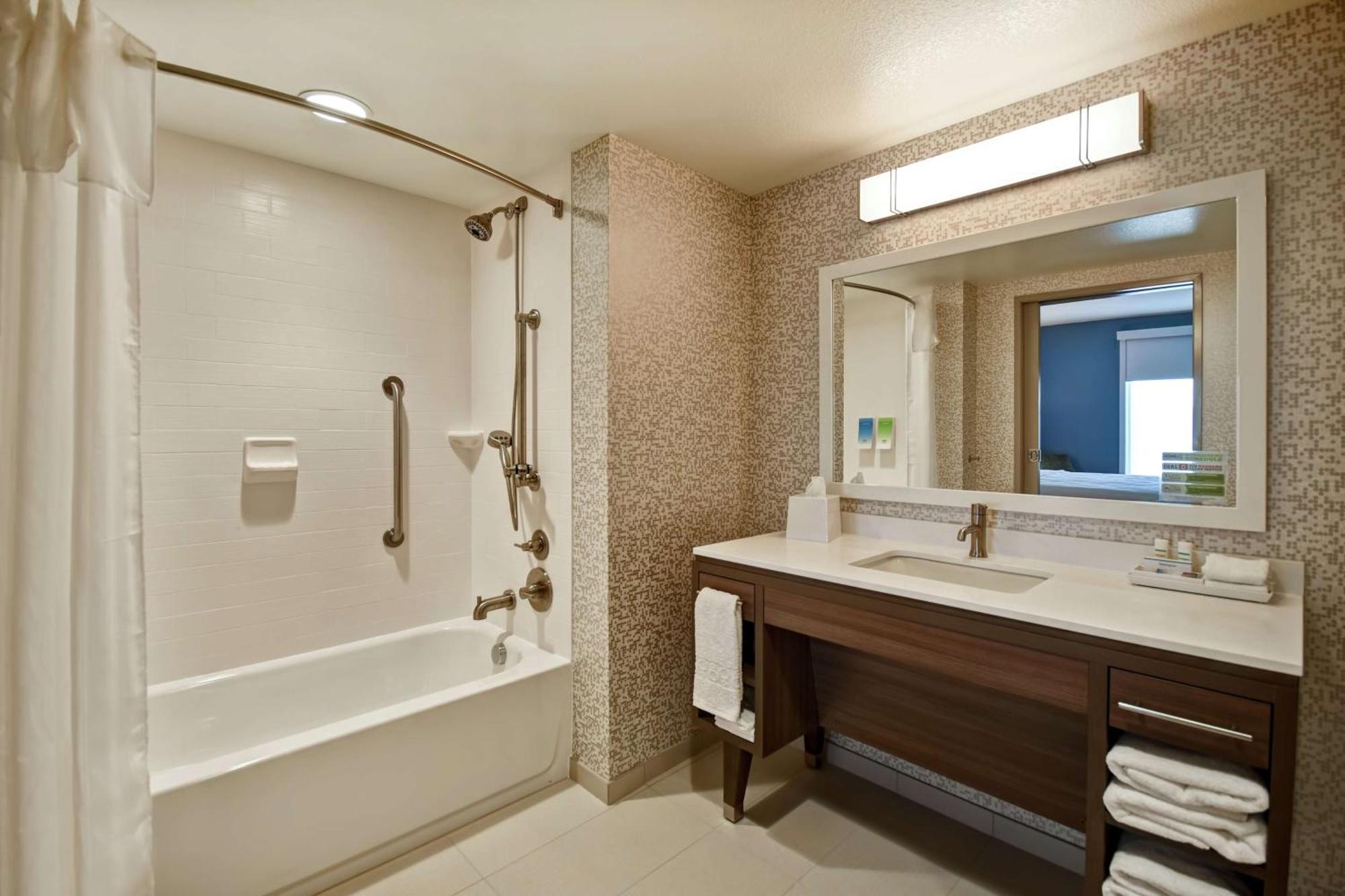 Home2 Suites By Hilton Terre Haute Dış mekan fotoğraf