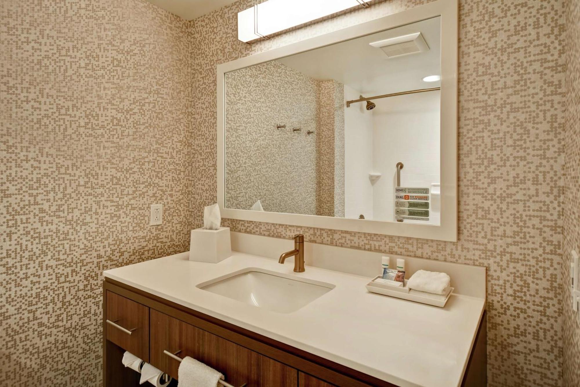 Home2 Suites By Hilton Terre Haute Dış mekan fotoğraf