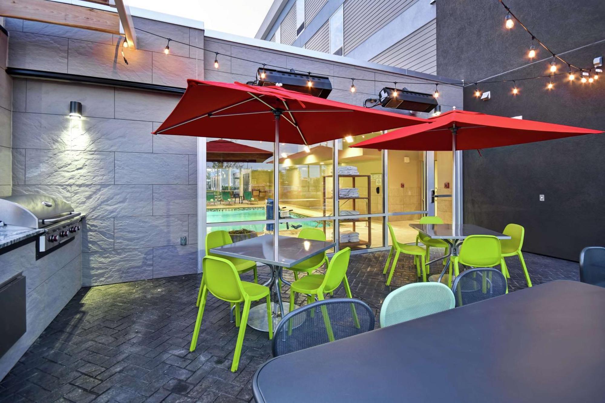 Home2 Suites By Hilton Terre Haute Dış mekan fotoğraf